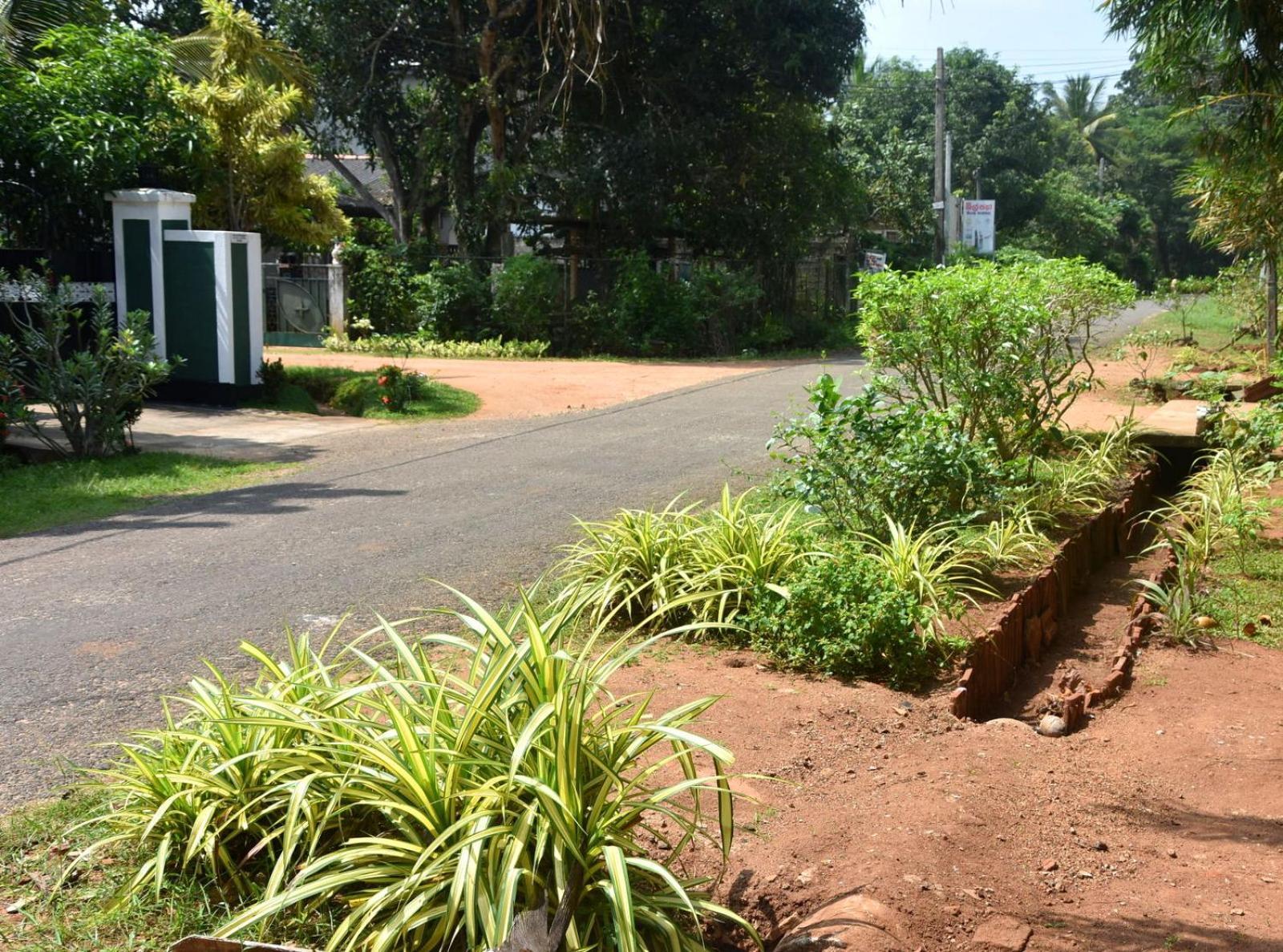 Kulassa Homes Anuradhapura Exterior foto